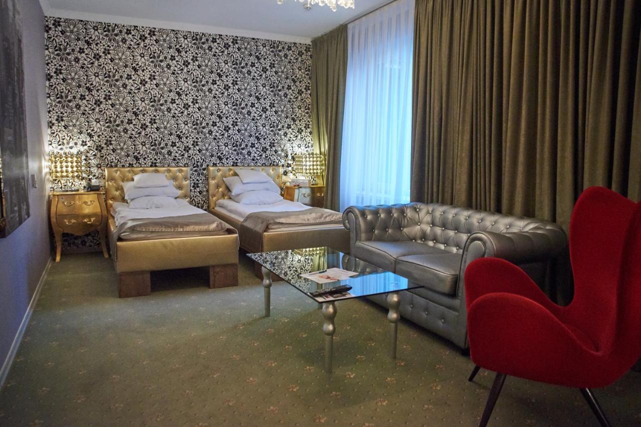 Weekend Boutique Hotel Chisinau Exterior foto