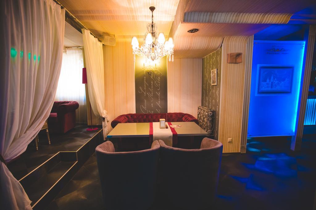 Weekend Boutique Hotel Chisinau Exterior foto