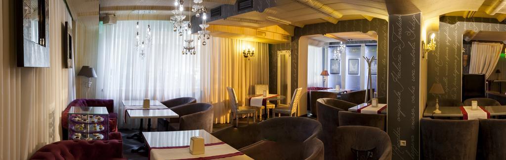 Weekend Boutique Hotel Chisinau Exterior foto