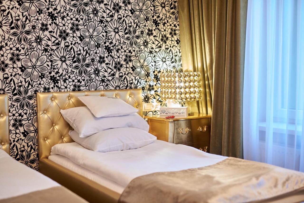 Weekend Boutique Hotel Chisinau Exterior foto
